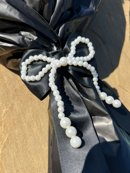 MODERN ELEGANCE ROSE BOUQUET