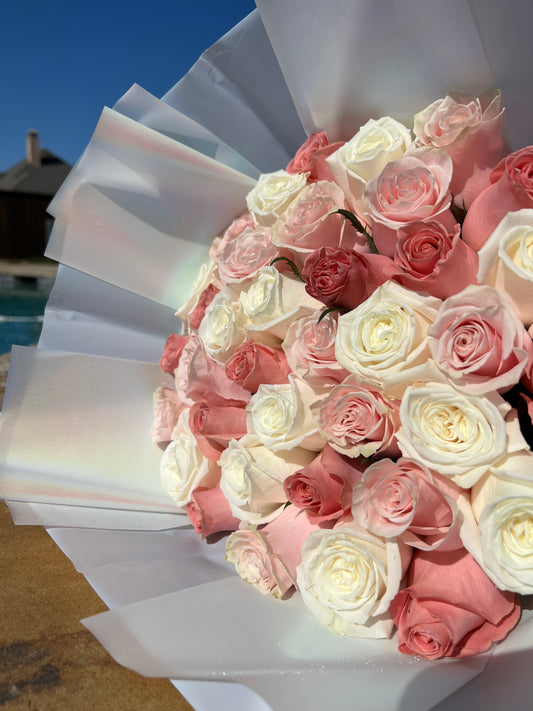 "PRINCESS AURA" ROSE BOUQUET