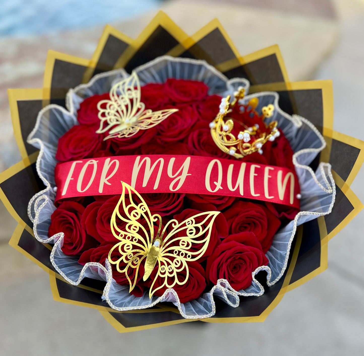 "FOR MY QUEEN" ROSE BOUQUET