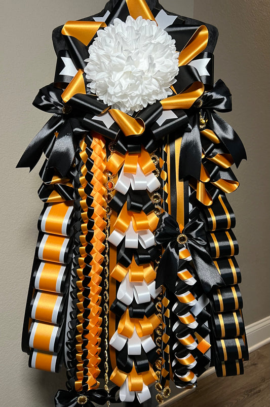 Black, Gold & White Mum